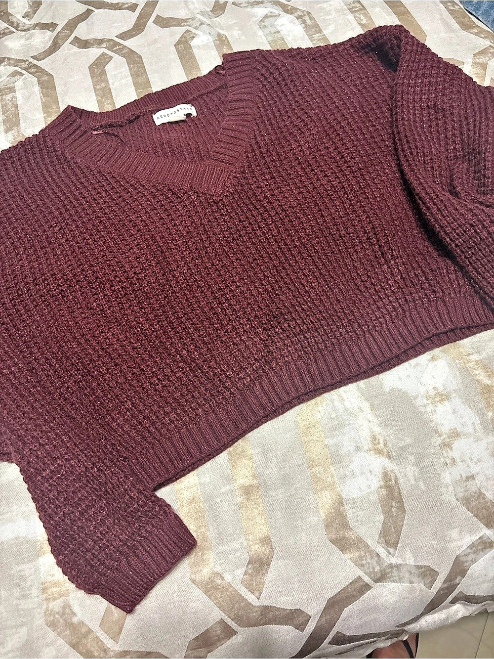 Aeropostale Waffle-Knit Cropped V-Neck Sweater Purple Small